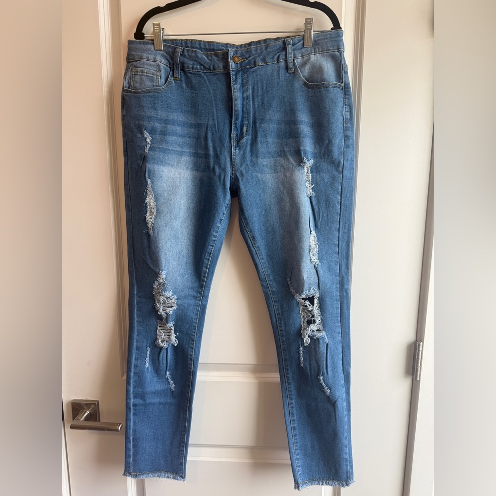 Kunmi Distressed Blue skinny Women's Jeans